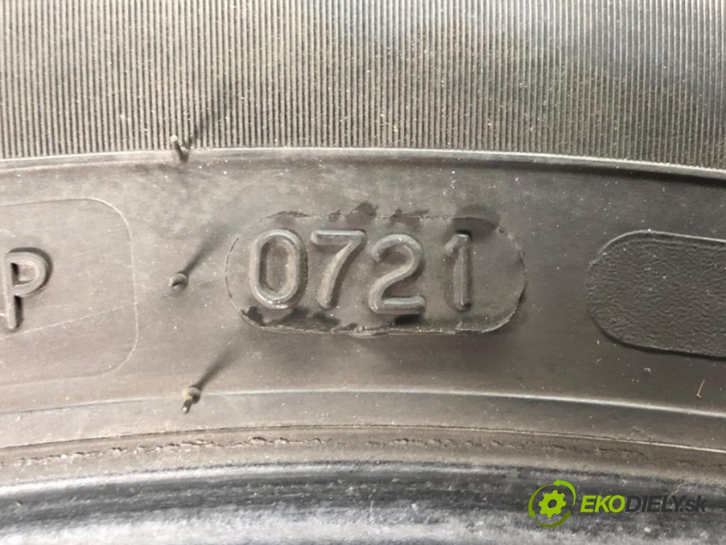 --- ---      PNEUMATIKY: 2X 205/55 16" NOKIAN