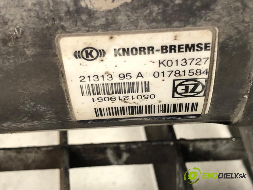 DAF XF Ciągnik siodłowy 2016 340 kW FT 460 340 kW [462 KM] olej napędowy 2012 - 2022 12900 teleskop spojky K013727