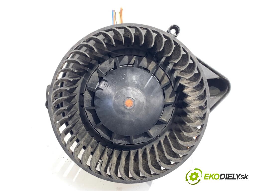 AUDI A4 B7 Kombi 2007 125 kW 2.0 TDI quattro 1968 ventilátor kúrenia 8E1820021E