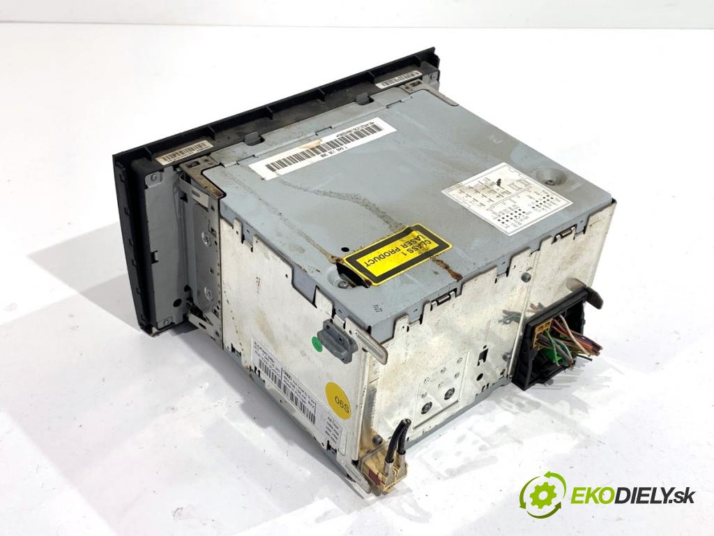 AUDI A4 B7 Kombi 2007 125 kW 2.0 TDI quattro 1968 RADIO 8E0035186AK (Audio zariadenie)