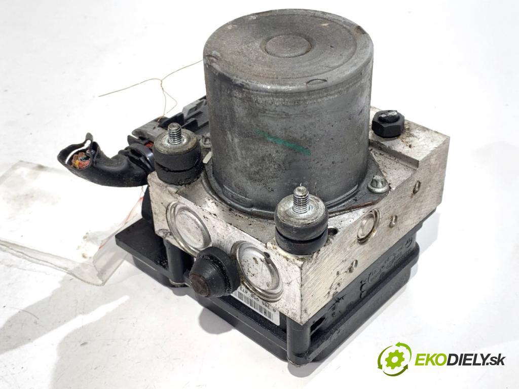 AUDI A4 B7 Kombi 2007 125 kW 2.0 TDI quattro 1968 Pumpa ABS 8E0614517BH (Pumpa ABS)