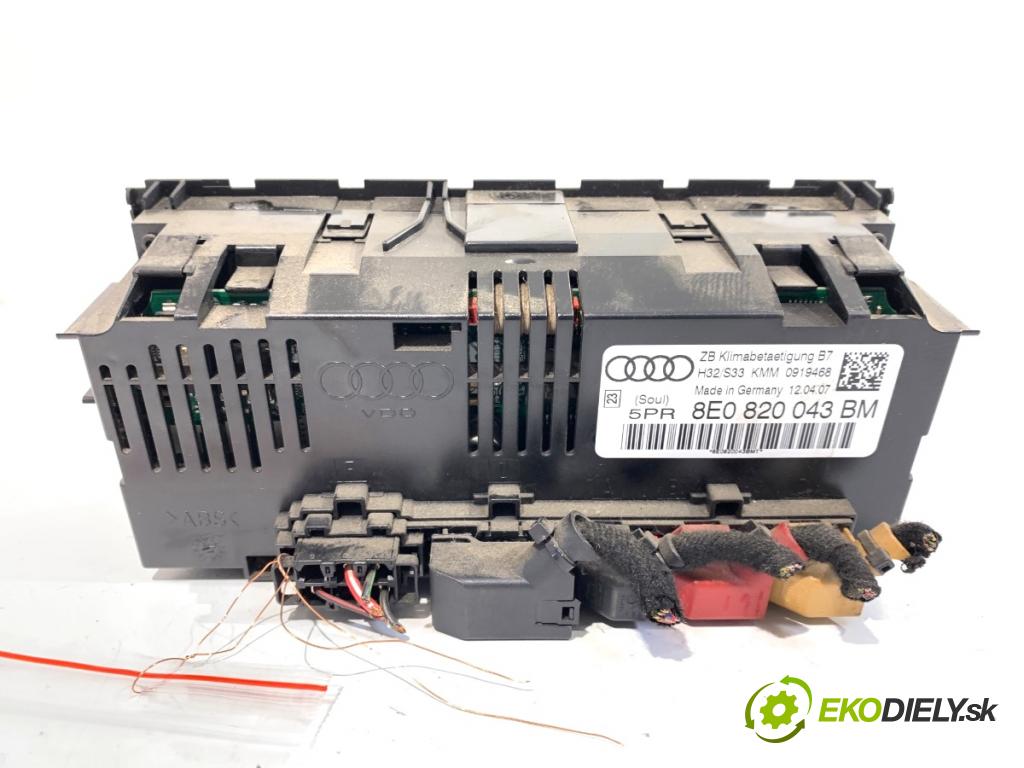 AUDI A4 B7 Kombi 2007 125 kW 2.0 TDI quattro 1968 Panel ovládania kúrenia 8E0820043BM (Prepínacie páčky pod volantom)