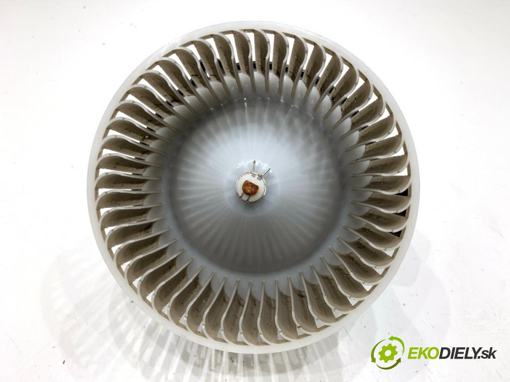 MAZDA 6 GJ sedan 2015 141 kW 2.5 (GJ5FP) 2488 ventilátor kúrenia 
