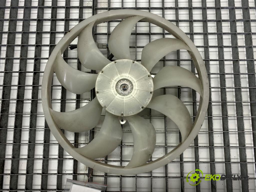 MAZDA 6 GJ sedan 2015 141 kW 2.5 (GJ5FP) 2488 Ventilátor chladiča 487C370B (Ventilátor)