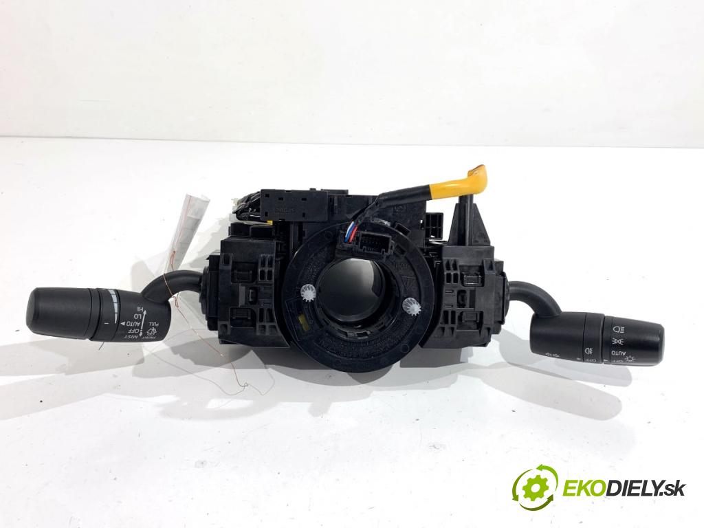 MAZDA 6 GJ sedan 2015 141 kW 2.5 (GJ5FP) 2488 Prepínač kombinovaný 662F-SKE13301 (Prepínacie páčky pod volantom)