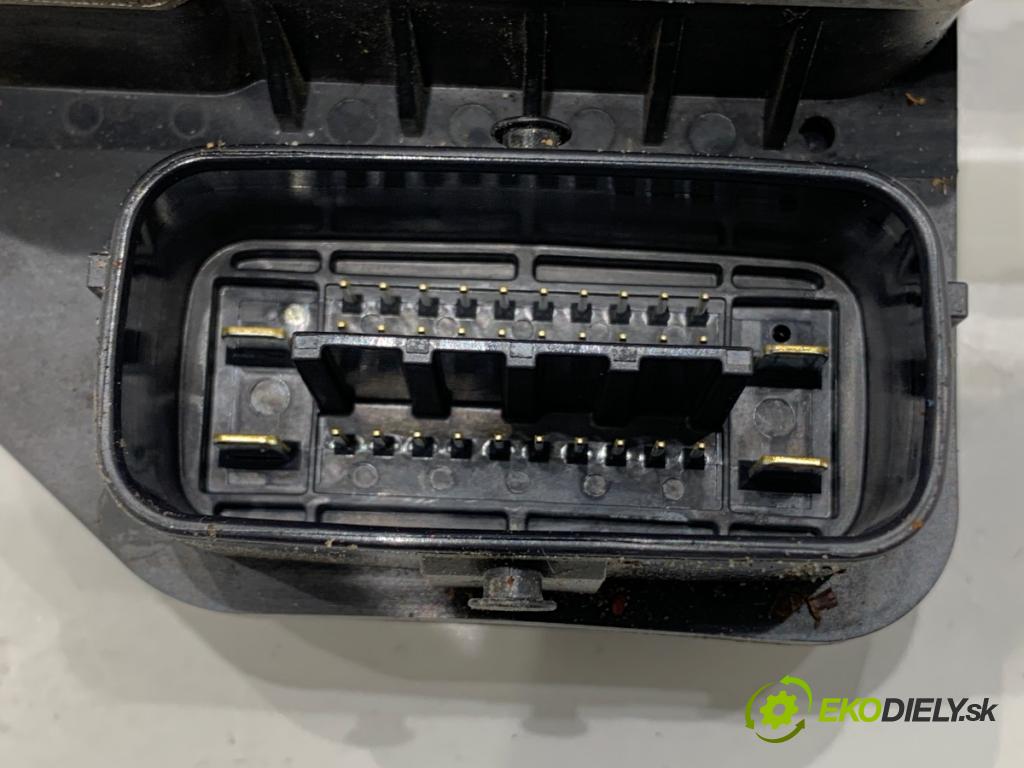 MAZDA 6 GJ sedan 2015 141 kW 2.5 (GJ5FP) 2488 Pumpa ABS GHR1-437A0 (Pumpa ABS)