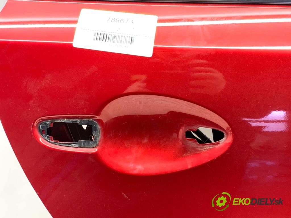 MAZDA 6 GJ sedan 2015 141 kW 2.5 (GJ5FP) 2488 Dvere pravy zad
