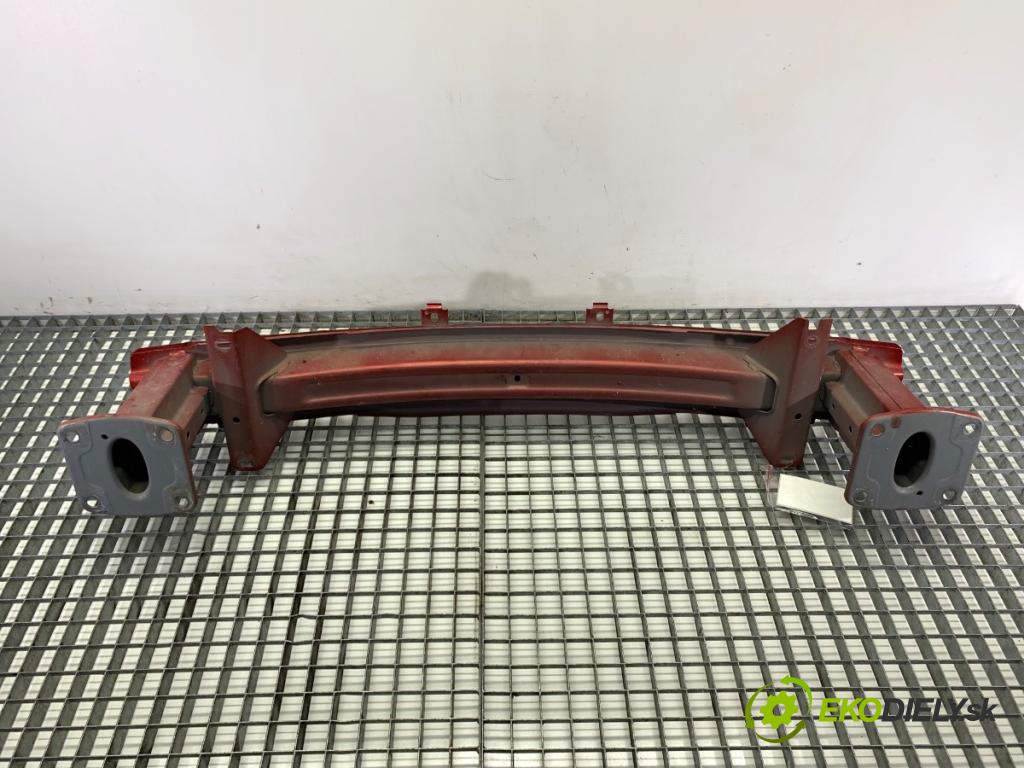 MAZDA 6 GJ sedan 2015 141 kW 2.5 (GJ5FP) 2488 výztuha nárazníka přední část  (Přední výztuha)