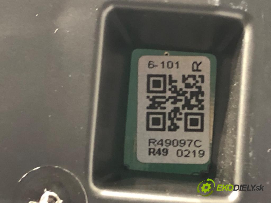 JAGUAR XF II sedan 2018 132 kW 2.0 D 1999 Prístrojovka JX6310F844EB (Prístrojová doska)