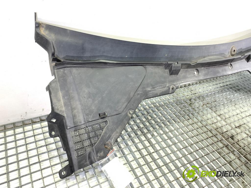 JAGUAR XF II sedan 2018 132 kW 2.0 D 1999 Torpédo, plast pod čelné okno GX73-4105-AL (Torpédo (plast pod čelným sklom))