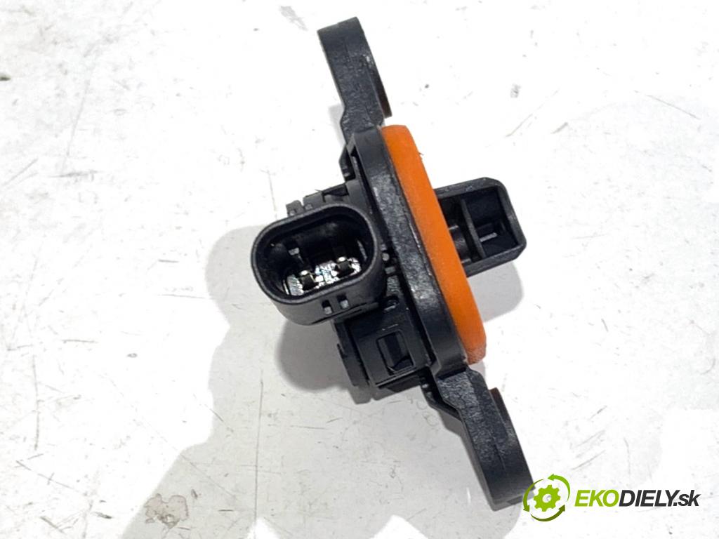 JAGUAR XF II sedan 2018 132 kW 2.0 D 1999 Snímač nárazu FK7214C676AA (Snímač nárazu)