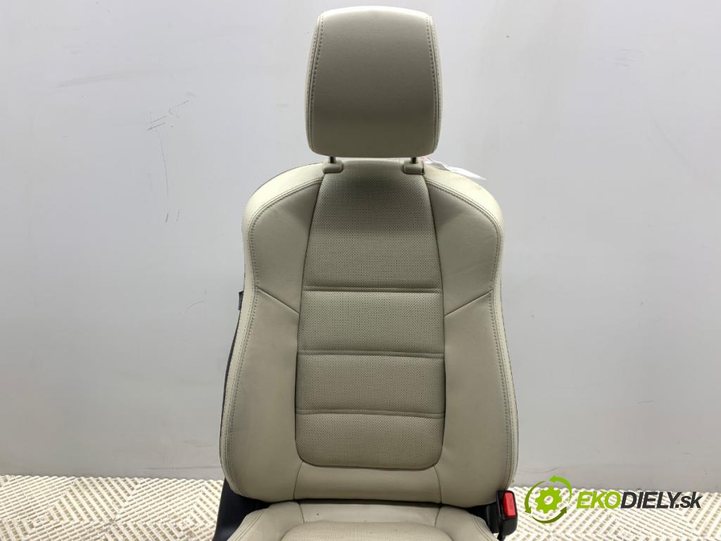 MAZDA 6 GJ sedan 2015 141 kW 2.5 (GJ5FP) 2488 Sedadlo pravy predný