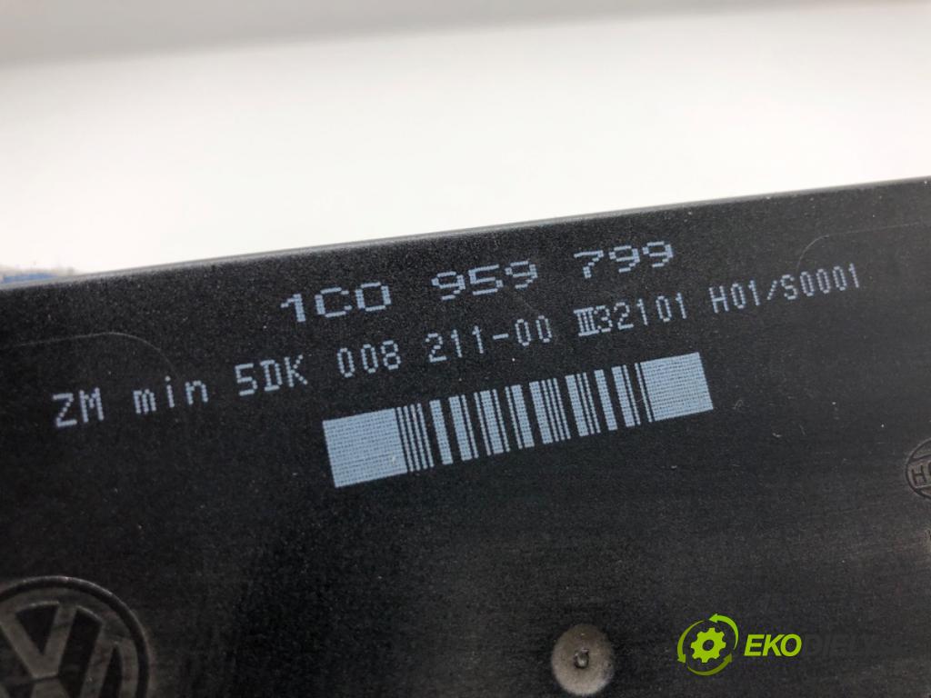 SKODA OCTAVIA I liftback 2001 66 kW 1.9 TDI 1896 Modul komfortu 1C0959799 (Modul komfortu)