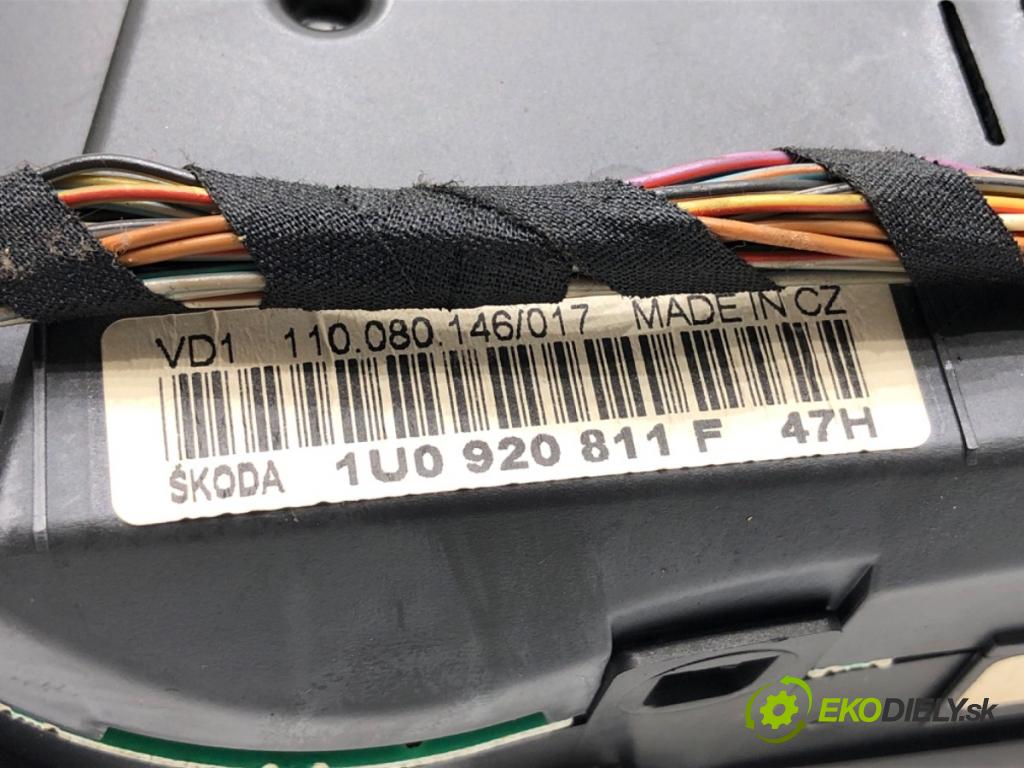 SKODA OCTAVIA I liftback 2001 66 kW 1.9 TDI 1896 Prístrojovka 1U0920811F (Prístrojová doska)