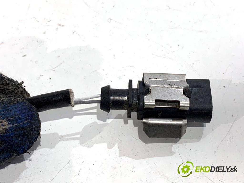 AUDI A4 B9 Kombi 2017 140 kW 2.0 TDI quattro 1968 Snímač teploty spalín 8W0906088F (Snímač)