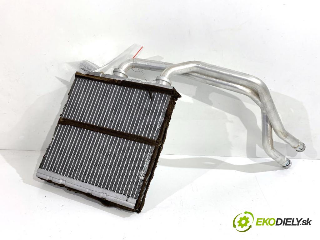 NISSAN QASHQAI J10 SUV 2012 96 kW 1.6 dCi 1598 topné těleso radiátor topení  (Radiátor topení)