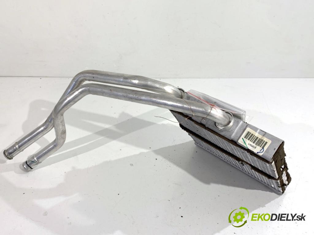 NISSAN QASHQAI J10 SUV 2012 96 kW 1.6 dCi 1598 topné těleso radiátor topení  (Radiátor topení)