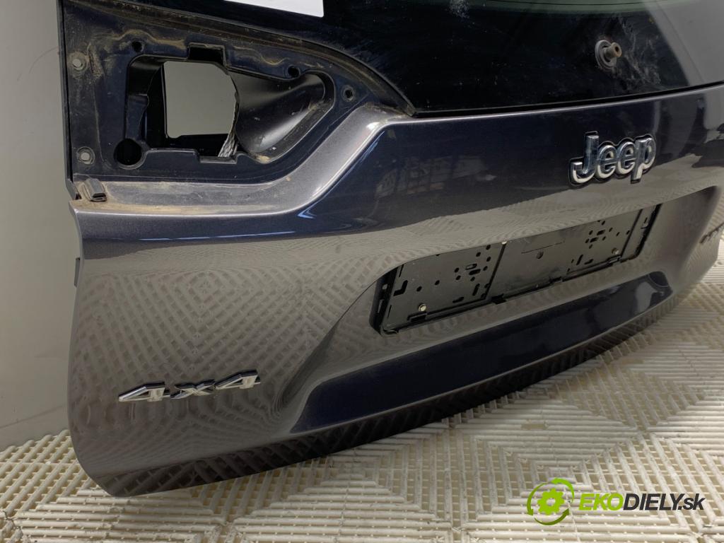 JEEP CHEROKEE KL SUV 2019 200 kW 3.2 V6 4x4 3239 kapota zad