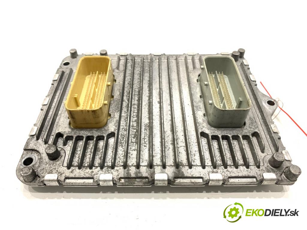 JEEP CHEROKEE KL SUV 2019 200 kW 3.2 V6 4x4 3239 riadiaca jednotka Motor P68328875AA (Riadiaca jednotka)