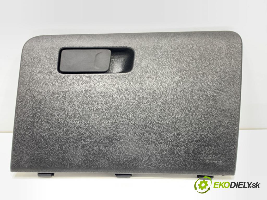 JEEP CHEROKEE KL SUV 2019 200 kW 3.2 V6 4x4 3239 Priehradka, kastlík spolujazdca  (Priehradka (kastlík))