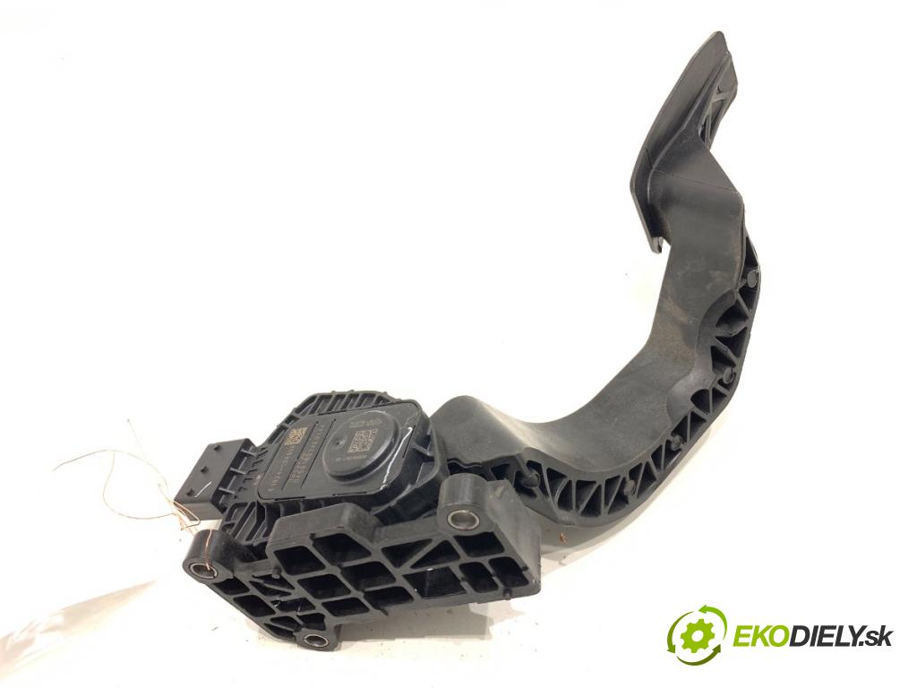 JEEP CHEROKEE KL SUV 2019 200 kW 3.2 V6 4x4 3239 Potenciometer plynu 04581652AE (Potenciometer plynového pedálu)