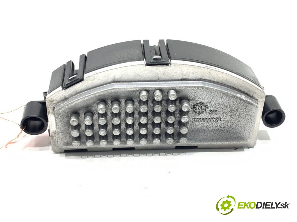 JEEP CHEROKEE KL SUV 2019 200 kW 3.2 V6 4x4 3239 Odpor, rezistor kúrenia vzduchu F011500111 (Odpor (rezistor) kúrenia)