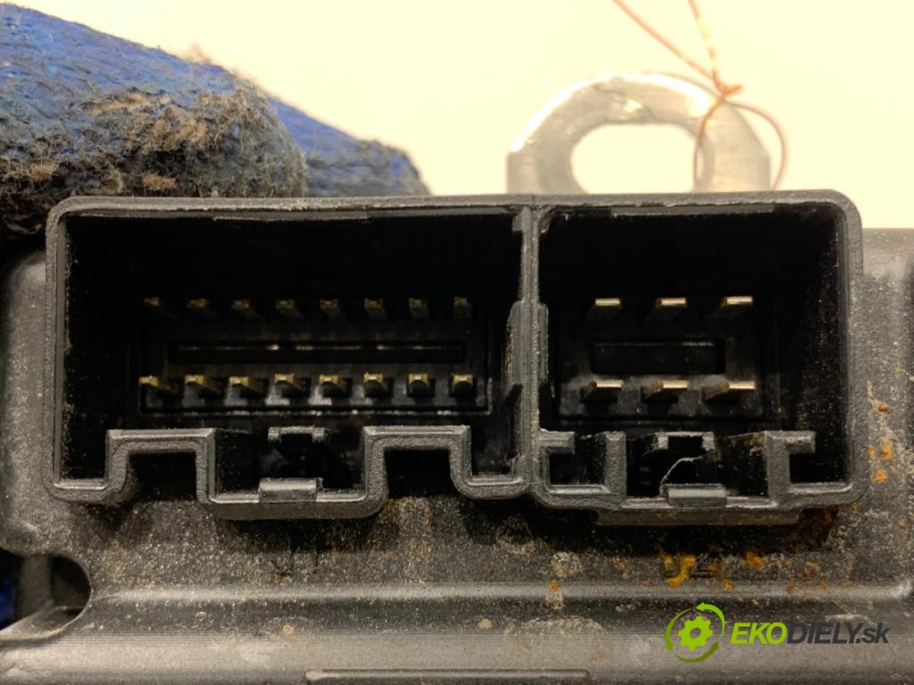 JEEP CHEROKEE KL SUV 2019 200 kW 3.2 V6 4x4 3239 Modul náhonu (pohonu) 68451234AB (Riadiaca jednotka ostatné)