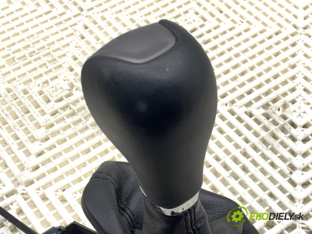 JEEP CHEROKEE KL SUV 2019 200 kW 3.2 V6 4x4 3239 Kulisa  (Rýchlostná páka (kulisa))