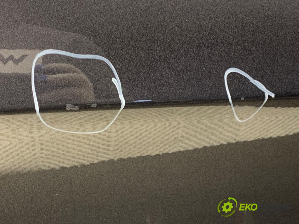 JEEP CHEROKEE KL SUV 2019 200 kW 3.2 V6 4x4 3239 Dvere ľavy predný