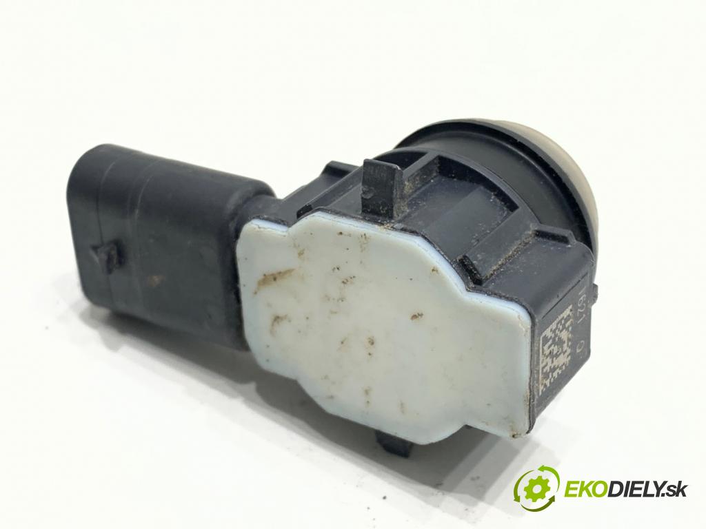 JEEP CHEROKEE KL SUV 2019 200 kW 3.2 V6 4x4 3239 Snímač PDC 0263043901