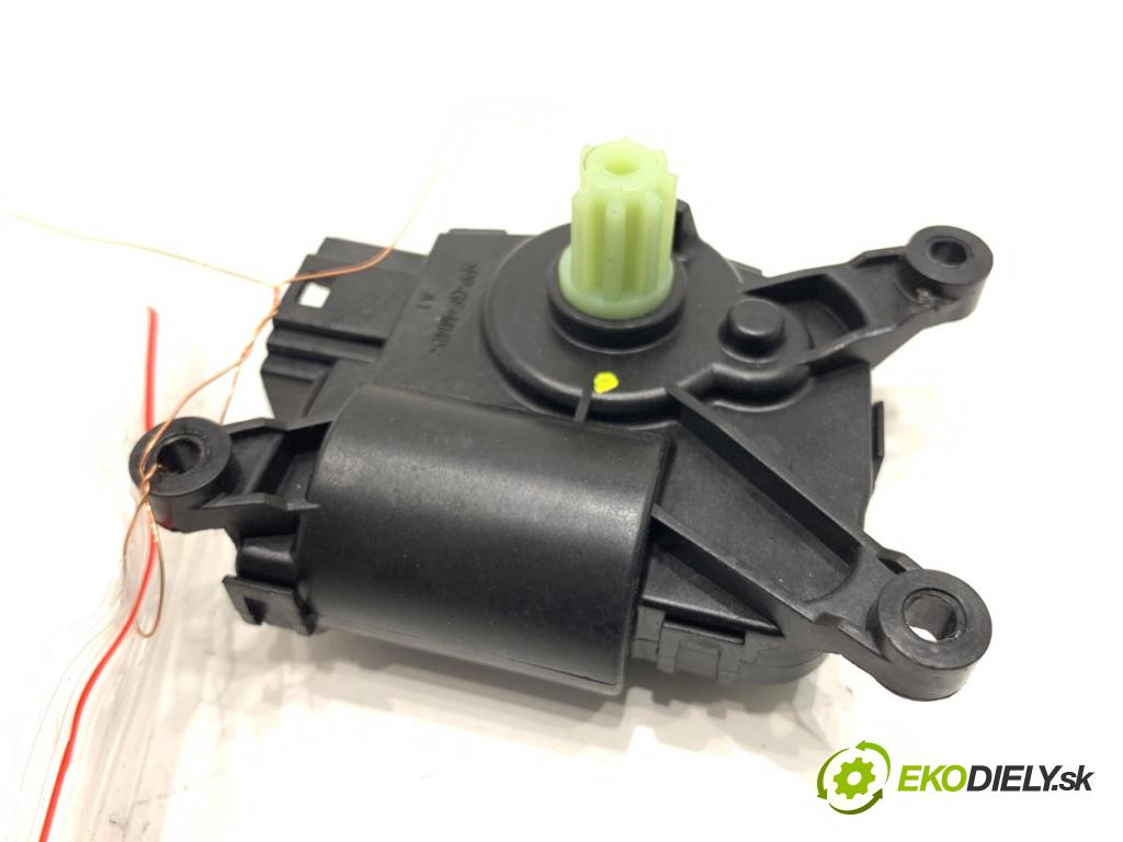 JEEP CHEROKEE KL SUV 2019 200 kW 3.2 V6 4x4 3239 Motor kúrenia AA113800-3790