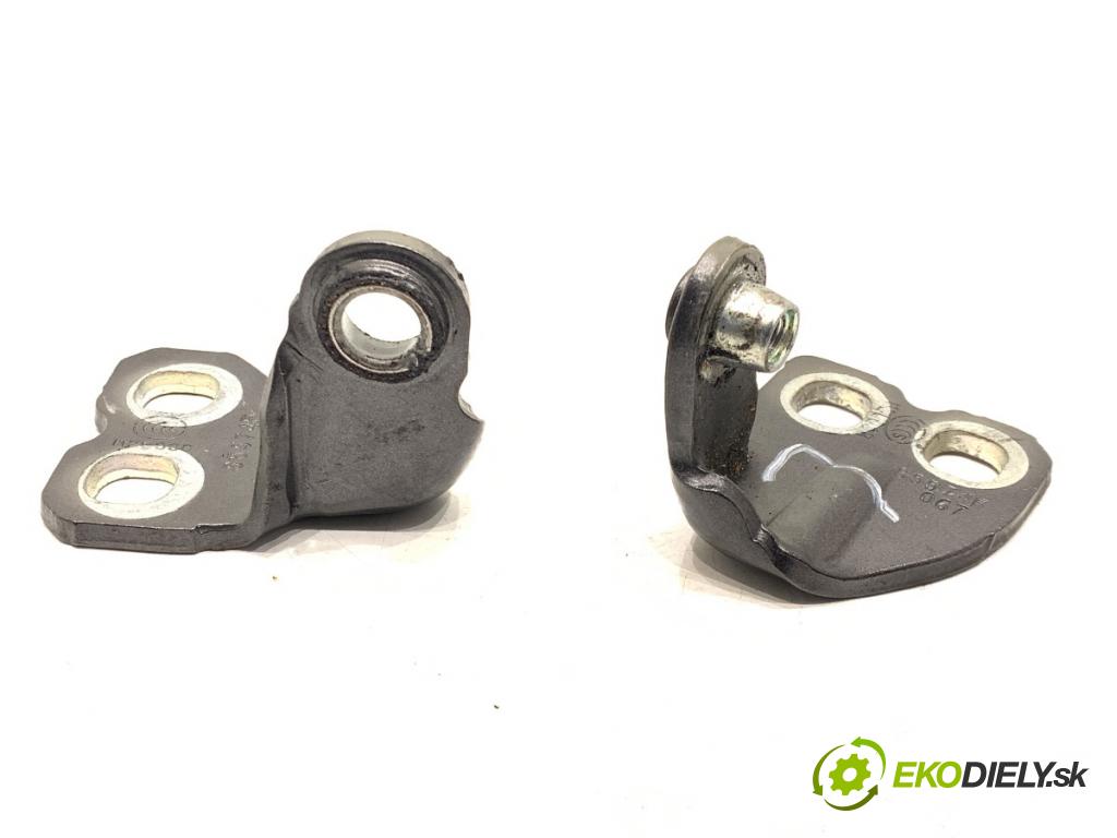 JEEP CHEROKEE KL SUV 2019 200 kW 3.2 V6 4x4 3239 závesky Dvere predný ľave