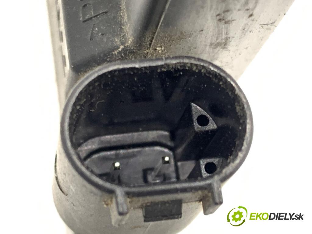 JEEP CHEROKEE KL SUV 2019 200 kW 3.2 V6 4x4 3239 Zosilňovač Antenní: P56046957AA (Zosilňovač)