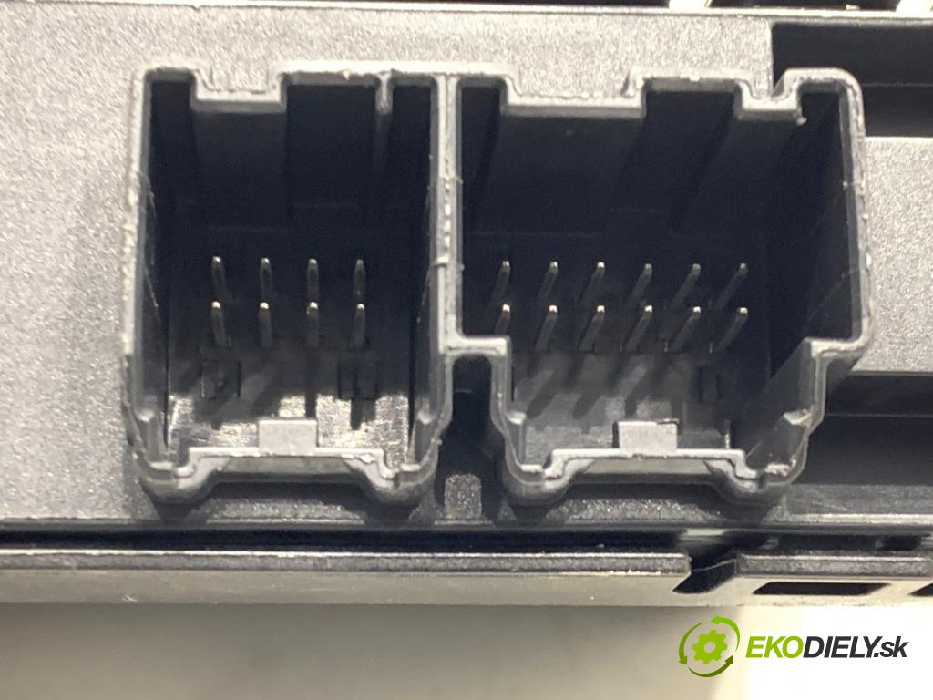 JEEP CHEROKEE KL SUV 2019 200 kW 3.2 V6 4x4 3239 Modul paliva 68382438AB