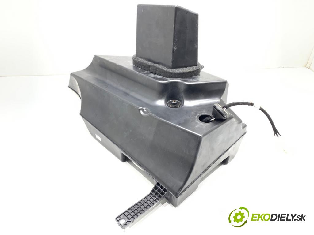 JEEP CHEROKEE KL SUV 2019 200 kW 3.2 V6 4x4 3239 subwoofer 68346570AB (Audio zariadenie)