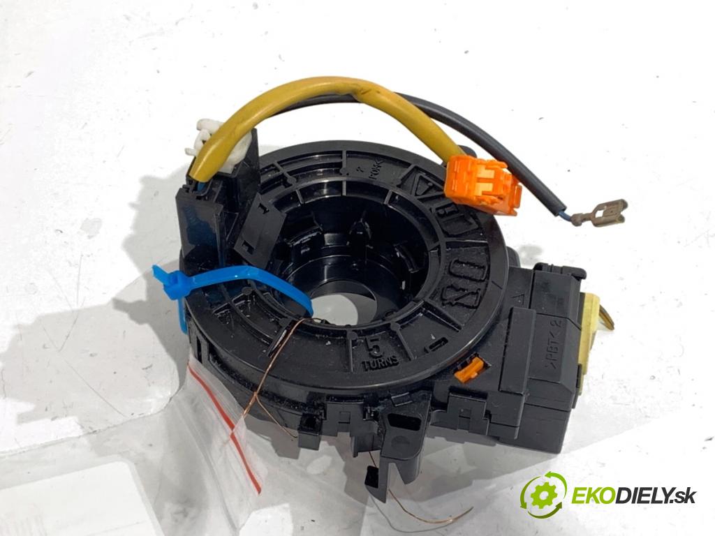 PEUGEOT 107 liftback 2007 50 kW 1.0 998 kroužek slimák airbag  (Airbag)