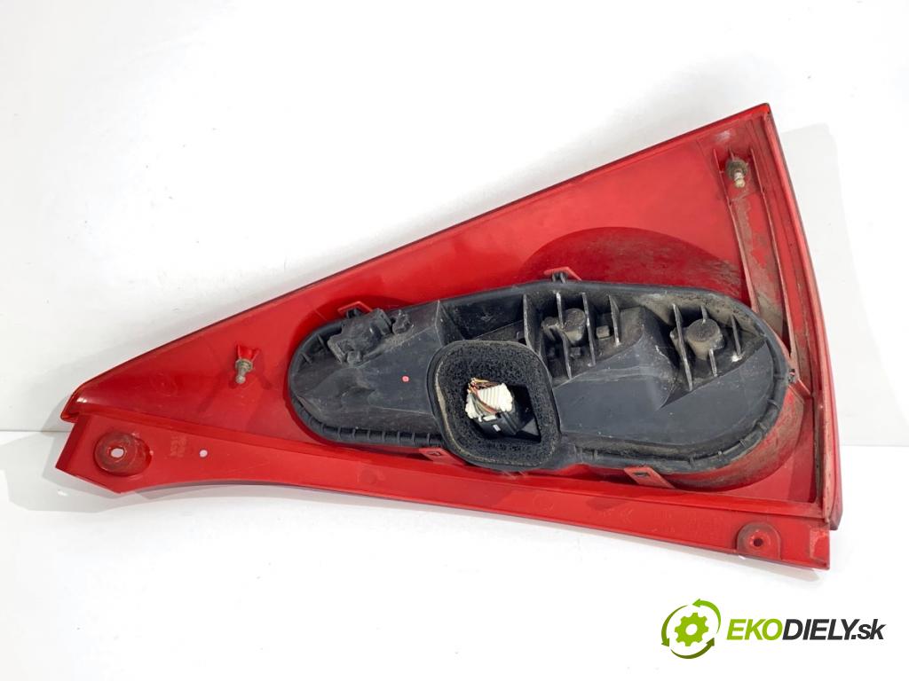 PEUGEOT 107 liftback 2007 50 kW 1.0 998 Svetlo ľavy zad 81560-0H040