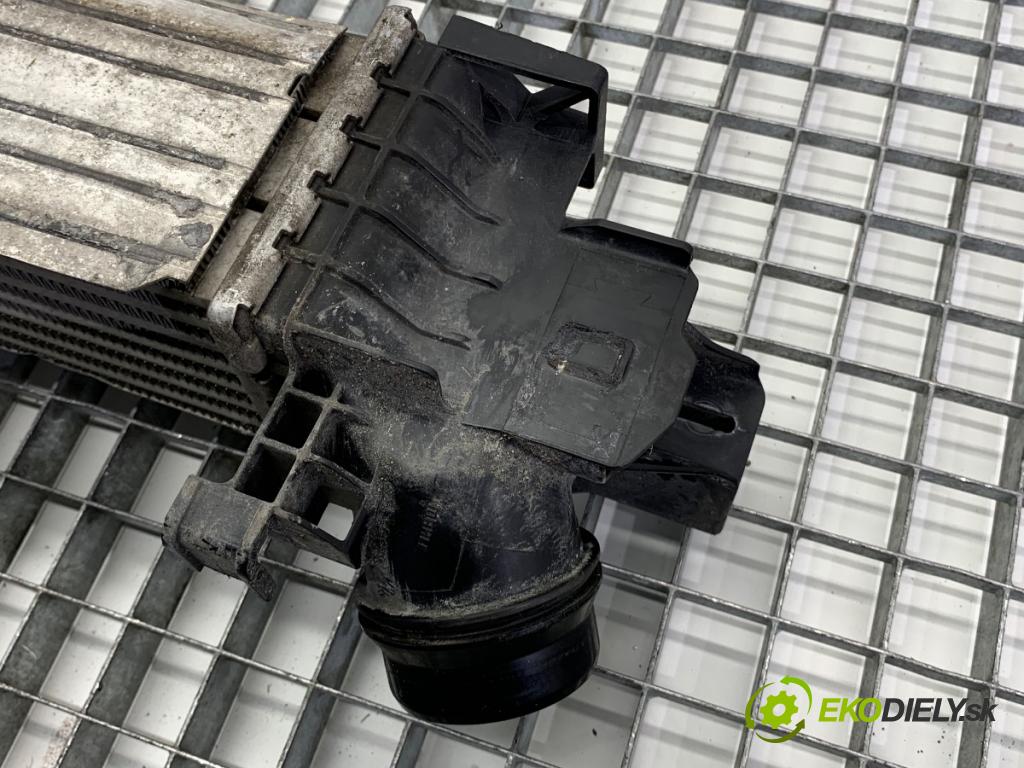 BMW F39 SUV 2019 103 kW sDrive 18 i 1499 intercooler 7617597 (Intercooler (chladič stlačeného vzduchu))