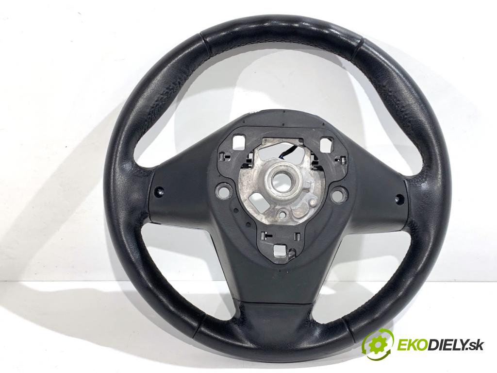 BMW F39 SUV 2019 103 kW sDrive 18 i 1499 Volant  (Volant)