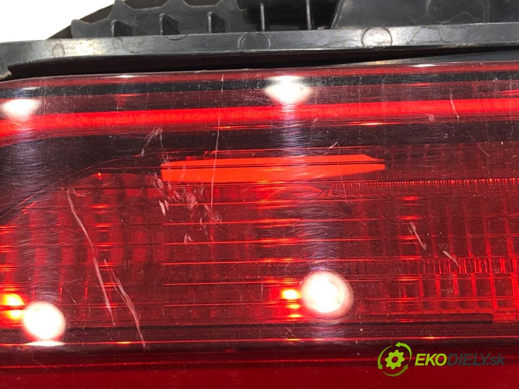 BMW F39 SUV 2019 103 kW sDrive 18 i 1499 Svetlo zad ľavá strana vnútorná 7420747 (Kľučka dverí ostatné)