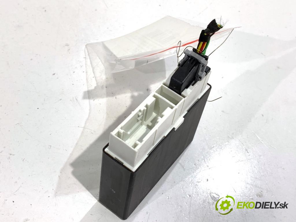 BMW F39 SUV 2019 103 kW sDrive 18 i 1499 Modul PDC 7938196 (Riadiaca jednotka ostatné)