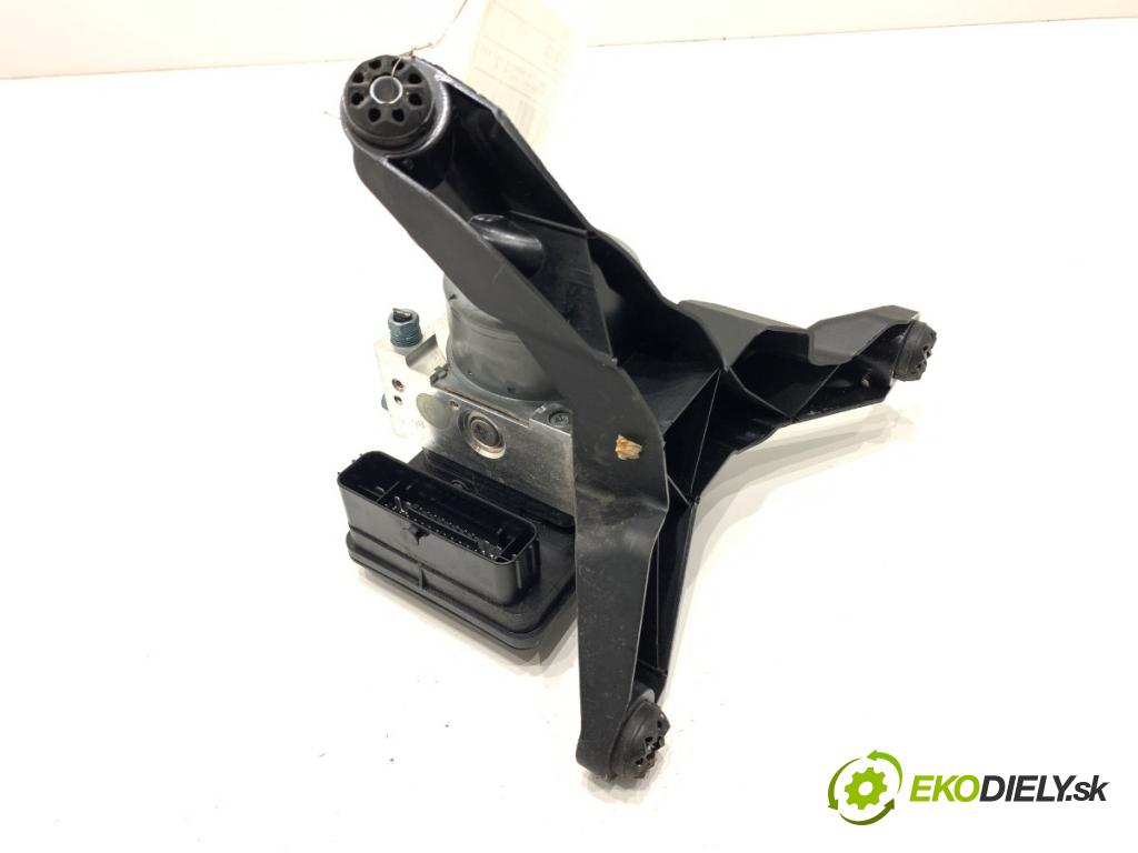 BMW F39 SUV 2019 103 kW sDrive 18 i 1499 Pumpa ABS 7915656 (Pumpa ABS)