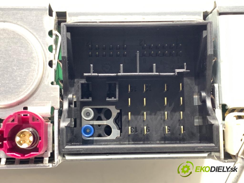 BMW F39 SUV 2019 103 kW sDrive 18 i 1499 RADIO Navigácia 5A06D87 (Audio zariadenie)