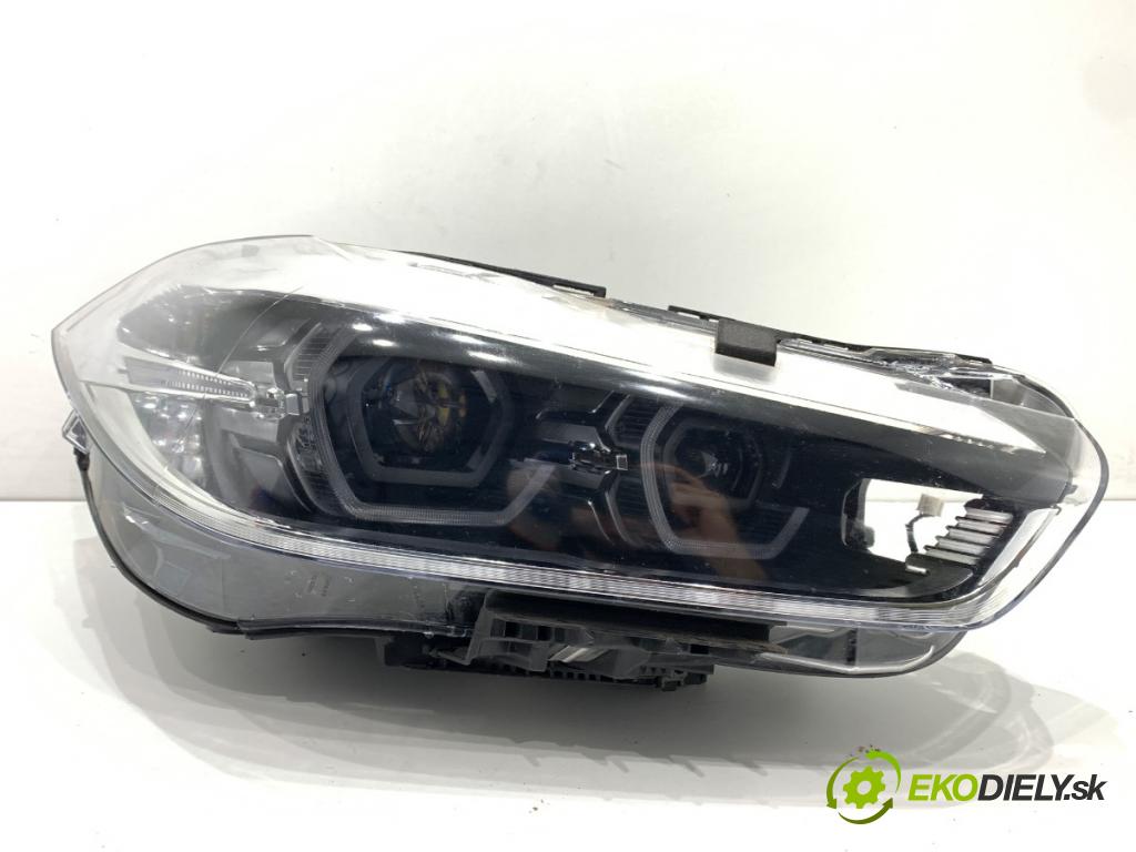 BMW F39 SUV 2019 103 kW sDrive 18 i 1499 Svetlomet pravy predný XENON 7489230