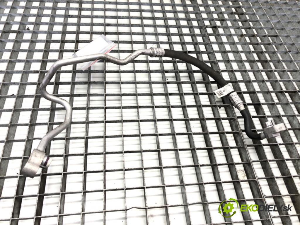 BMW F39 SUV 2019 103 kW sDrive 18 i 1499 rúrka klimatizace 9869633 (Trubka klimatizace)