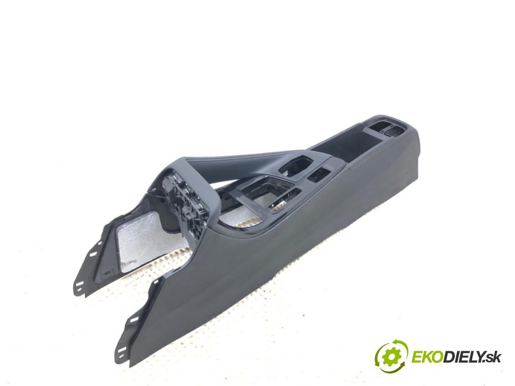 BMW F39 SUV 2019 103 kW sDrive 18 i 1499 Tunel stredový (Stredový tunel)