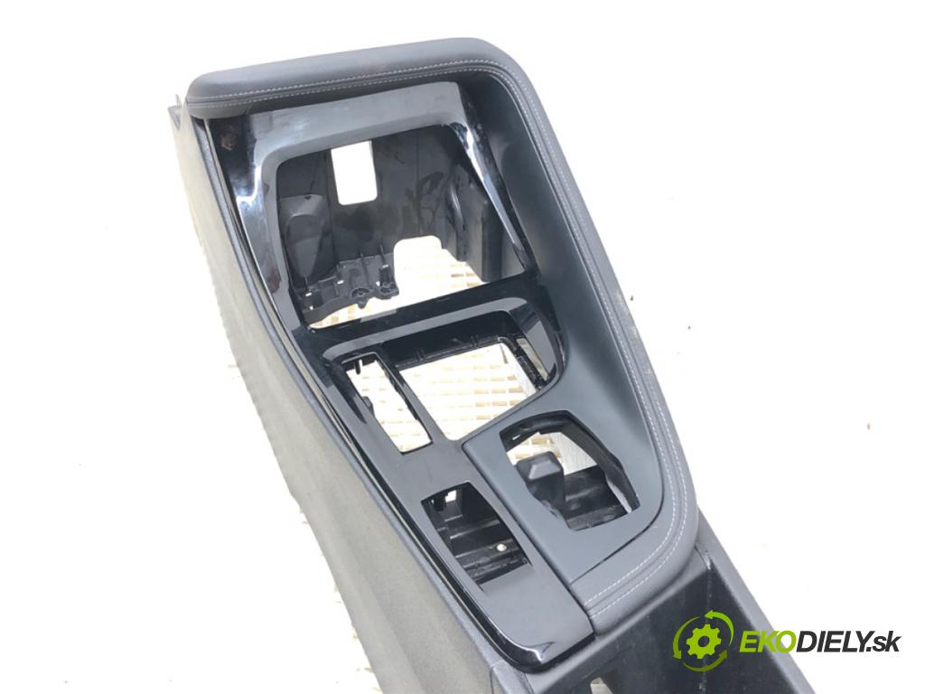 BMW F39 SUV 2019 103 kW sDrive 18 i 1499 Tunel stredový (Stredový tunel)