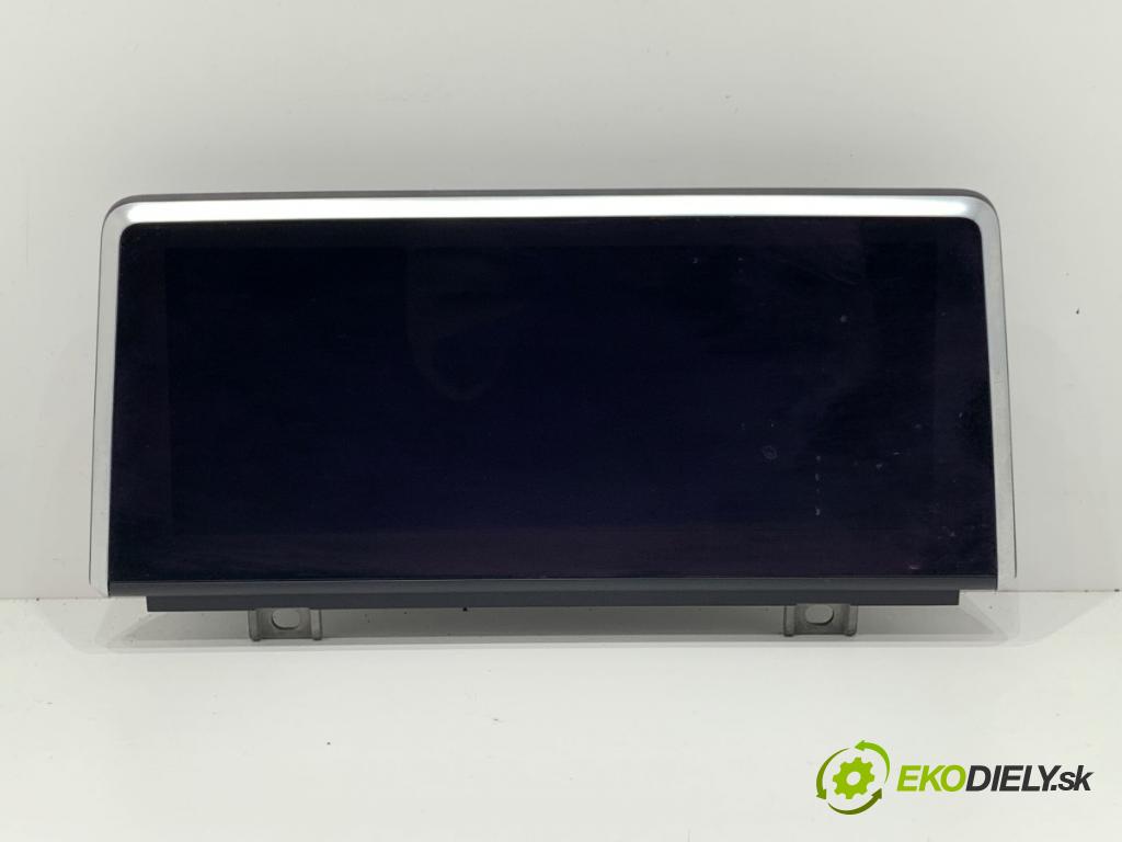 BMW F39 SUV 2019 103 kW sDrive 18 i 1499 Dislpej 8707407 (Prístrojová doska)