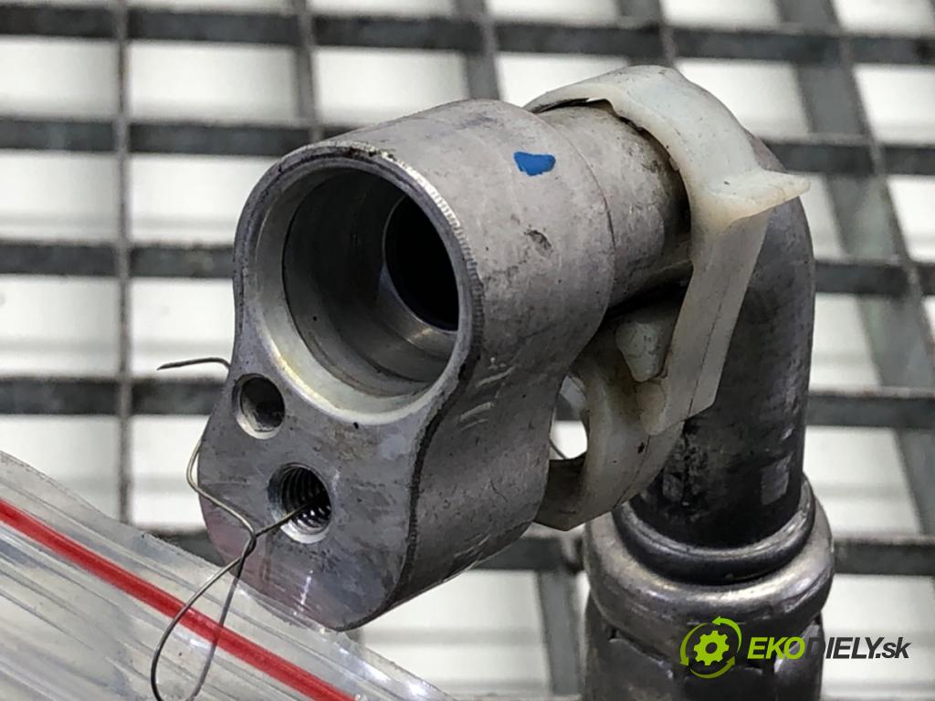 BMW F39 SUV 2019 103 kW sDrive 18 i 1499 rúrka klimatizace 6834655 (Trubka klimatizace)