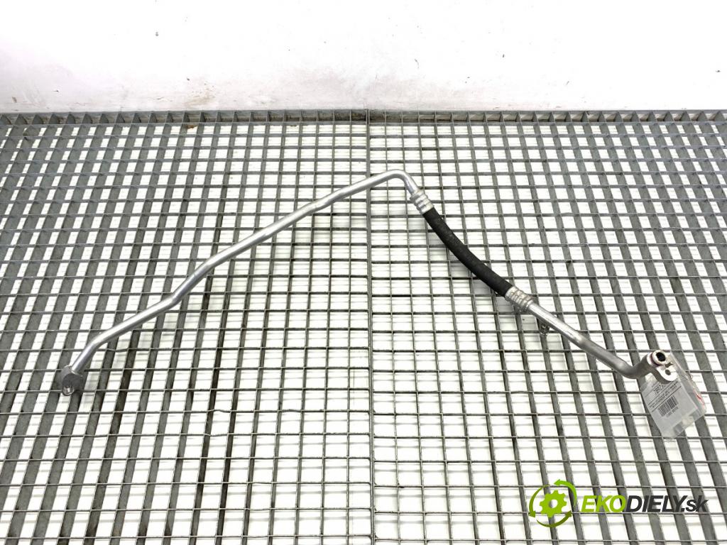 BMW F39 SUV 2019 103 kW sDrive 18 i 1499 rúrka klimatizace 6832950 (Trubka klimatizace)